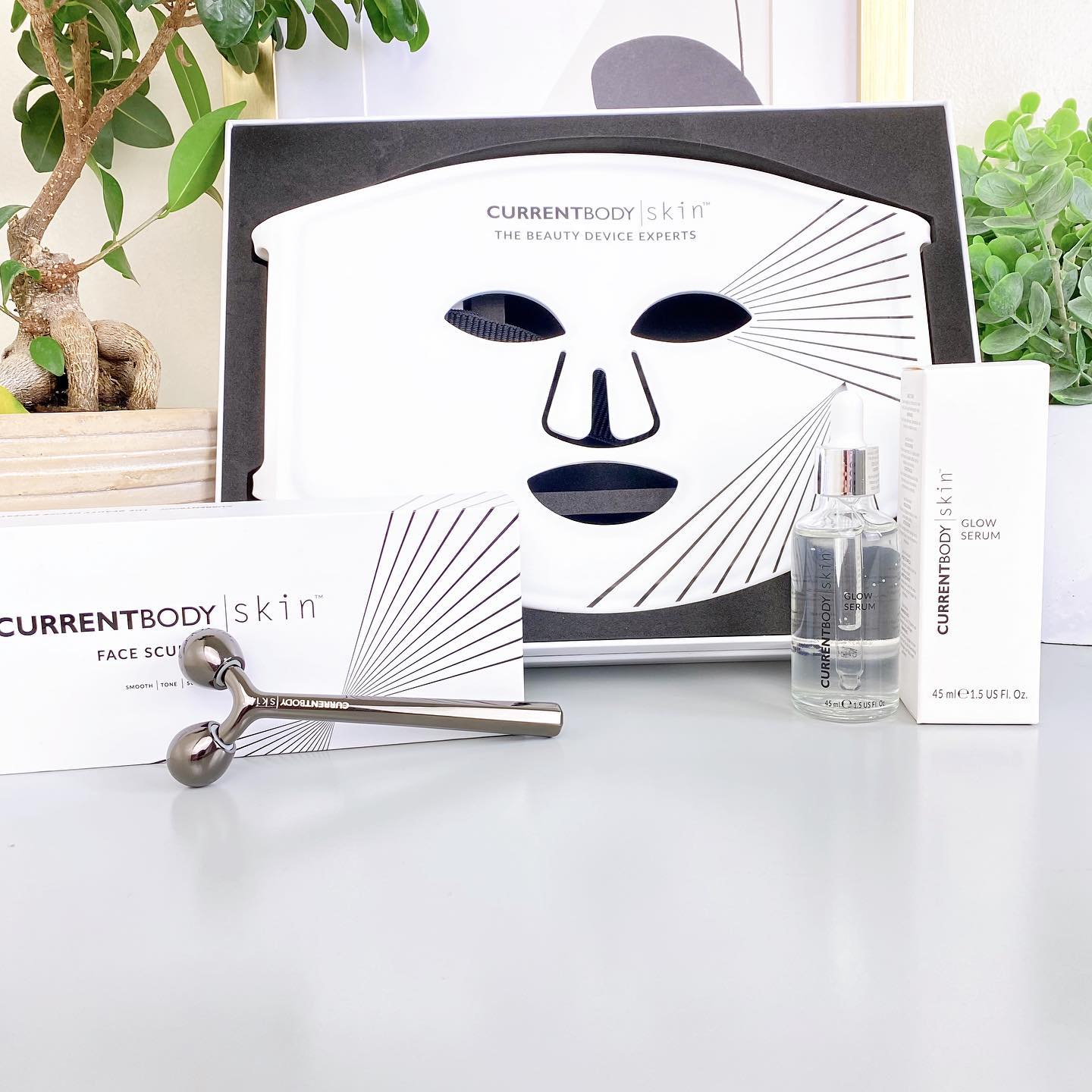 CurrentBody Face Sculptor Tool CurrentBody LED Light Therapy Mask CurrentBody Glow Serum