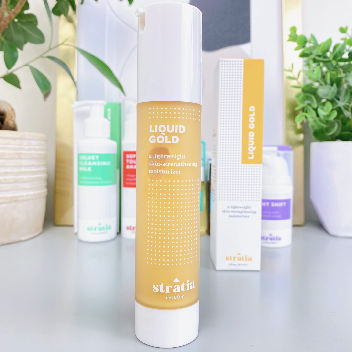 STRATIA LIQUID GOLD LIGHTWEIGHT SKIN-STRENGTHENING MOISTURISER